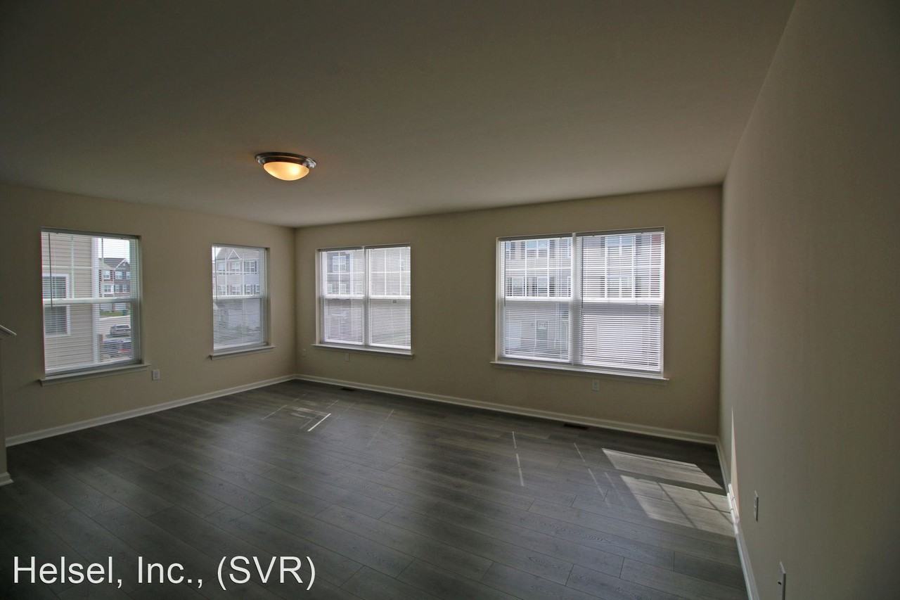 Admirals Quay Drive - Photo 2 of 41