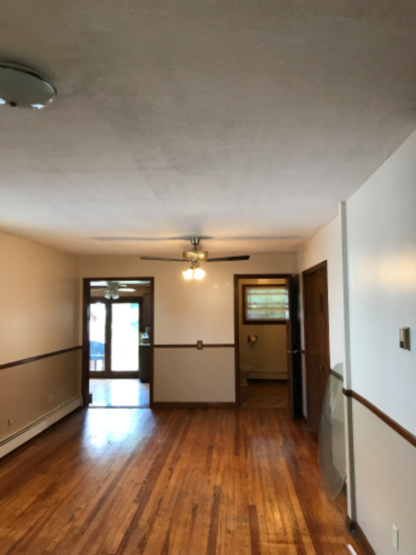 512 E Lackawanna St - Photo 2 of 26