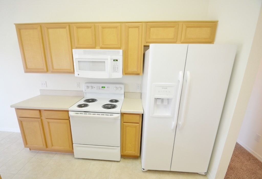 36713 Oconee Ave - Photo 2 of 8