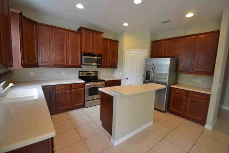 13540 Biscayne Grove Ln - Photo 2 of 8