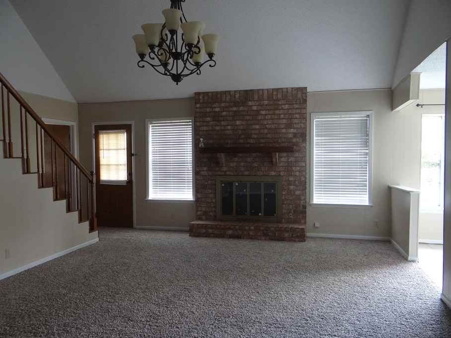 3151 Capitan Dr - Photo 2 of 17