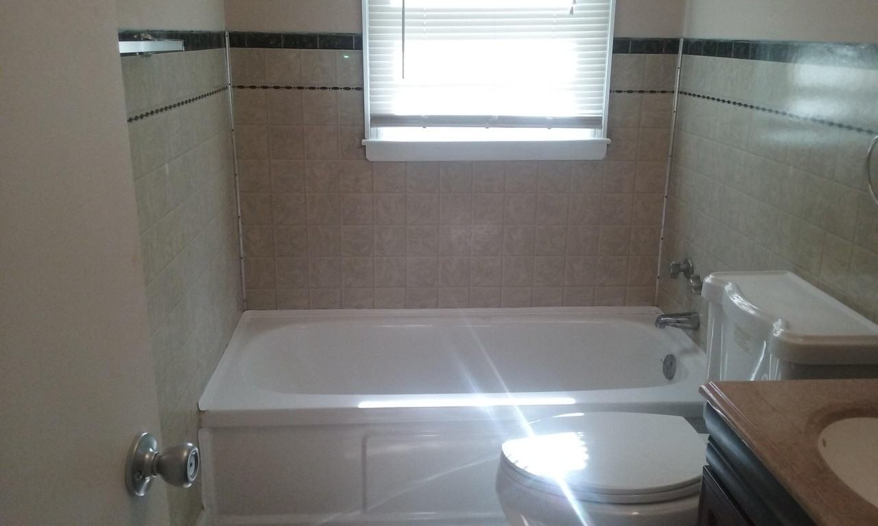 105 Gilmore St #1 - Photo 4 of 9