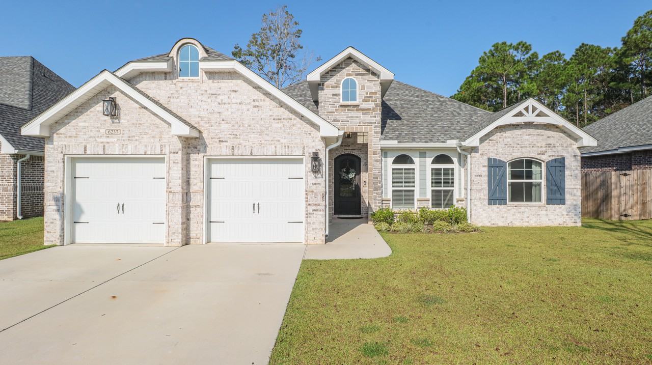 6237 Cypress Lane #1