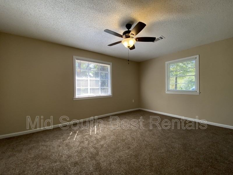 6420 Stagecoach Rd - Photo 6 of 8