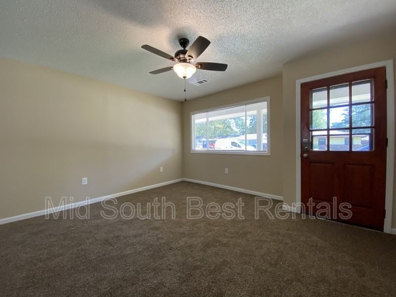 6900 Juniper Rd - Photo 2 of 8