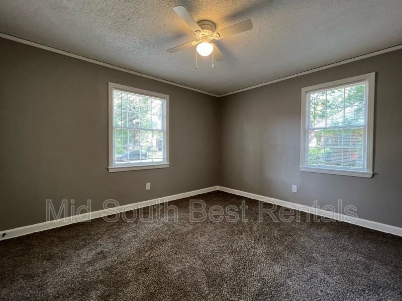 3084 Saint Charles Dr - Photo 4 of 5