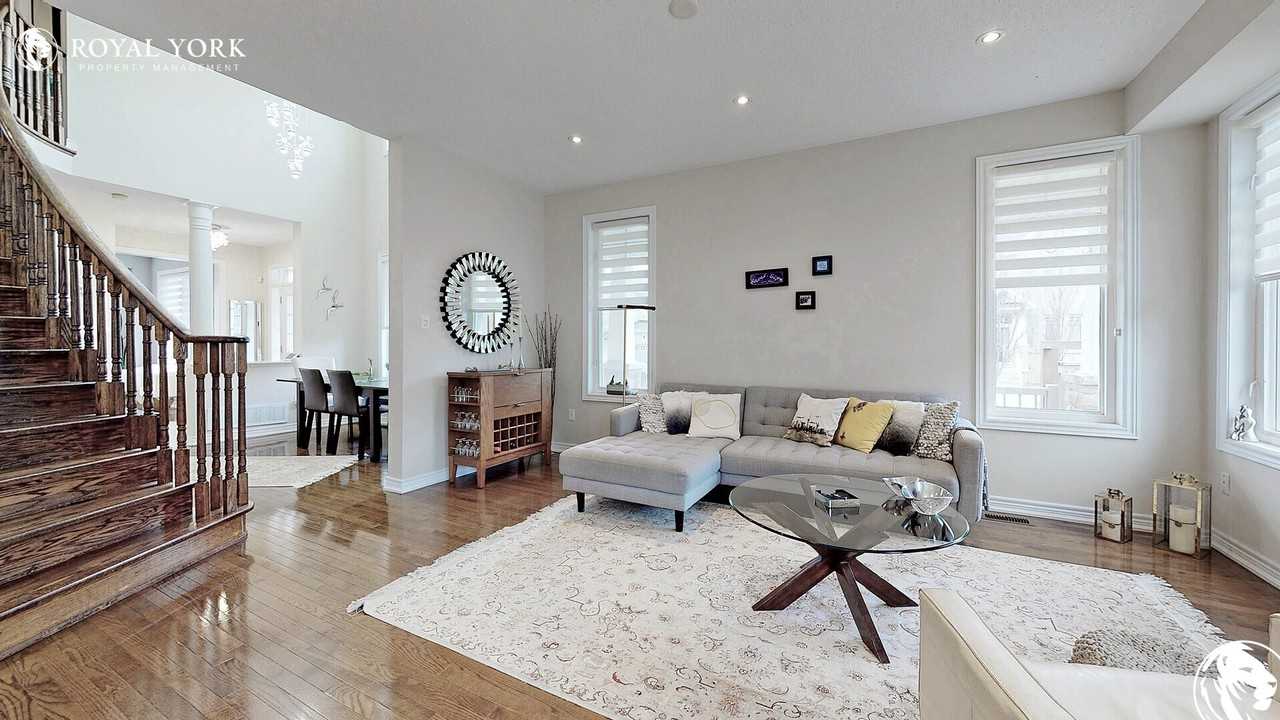 2 Thistle Ave - Photo 3 of 50