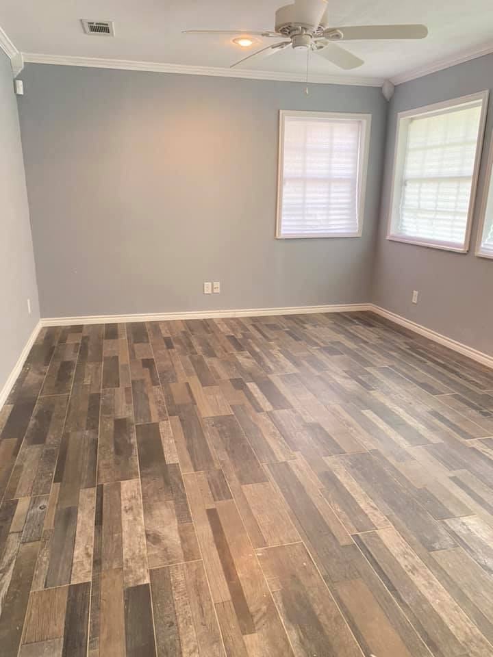 700 N Gladys St #1 - Photo 6 of 21