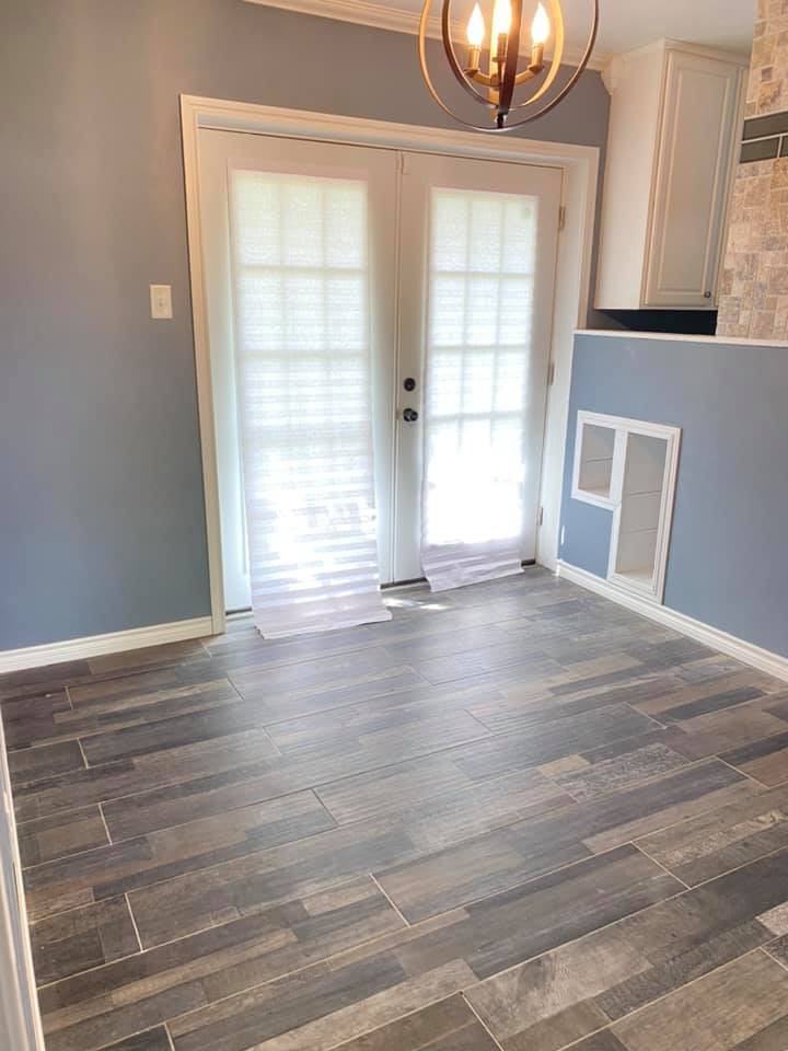 700 N Gladys St #1 - Photo 7 of 21