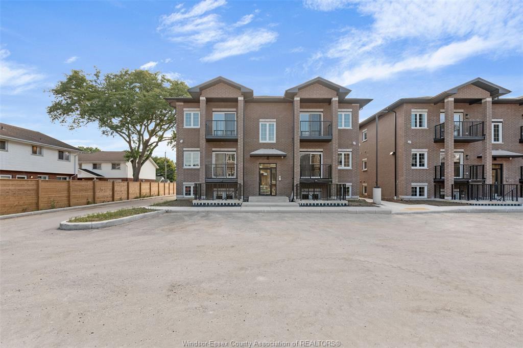 303 233 Watson, Brand new Condo Apartments 233 Watson Ave, Windsor