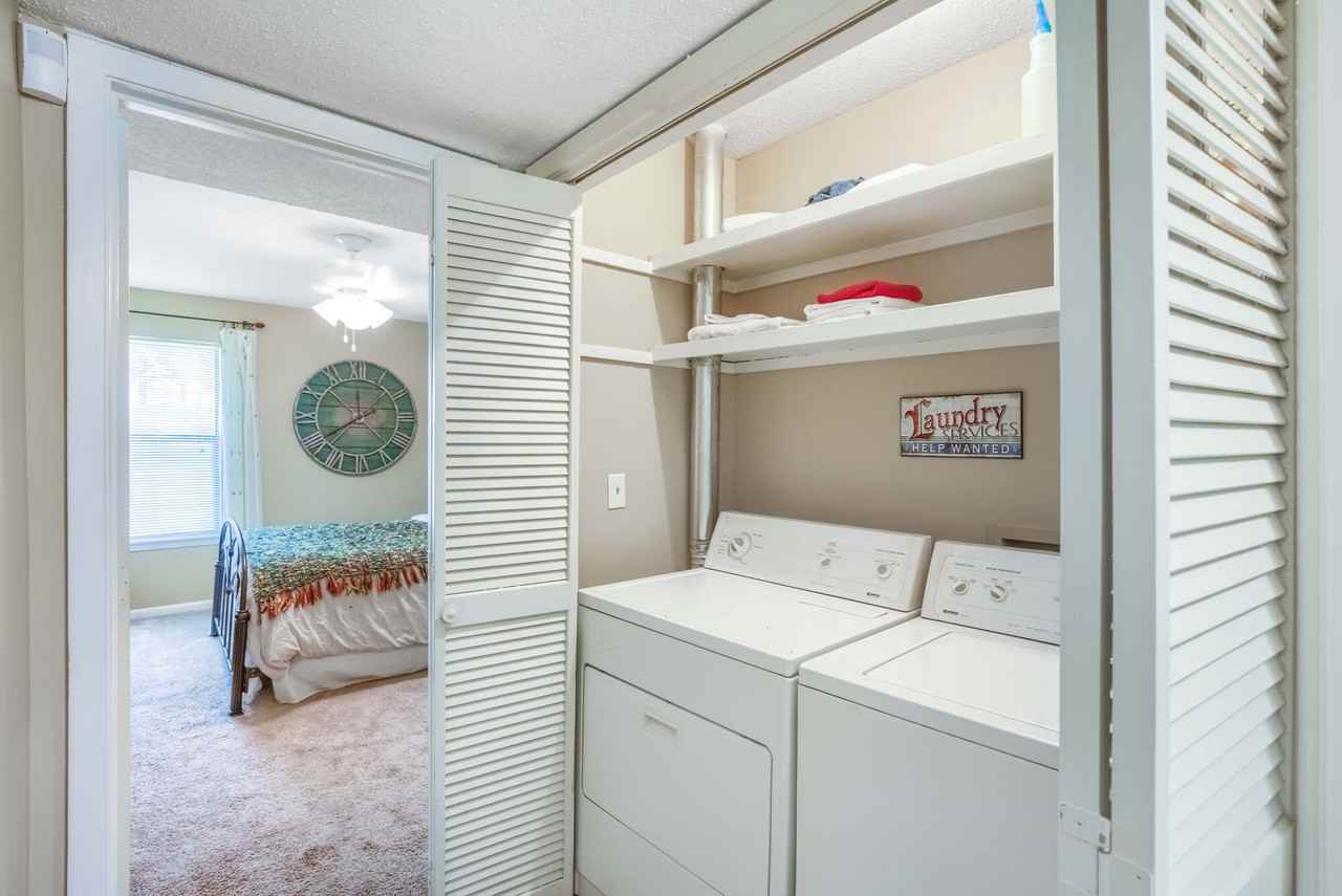 Van Mark - Photo 3 of 49