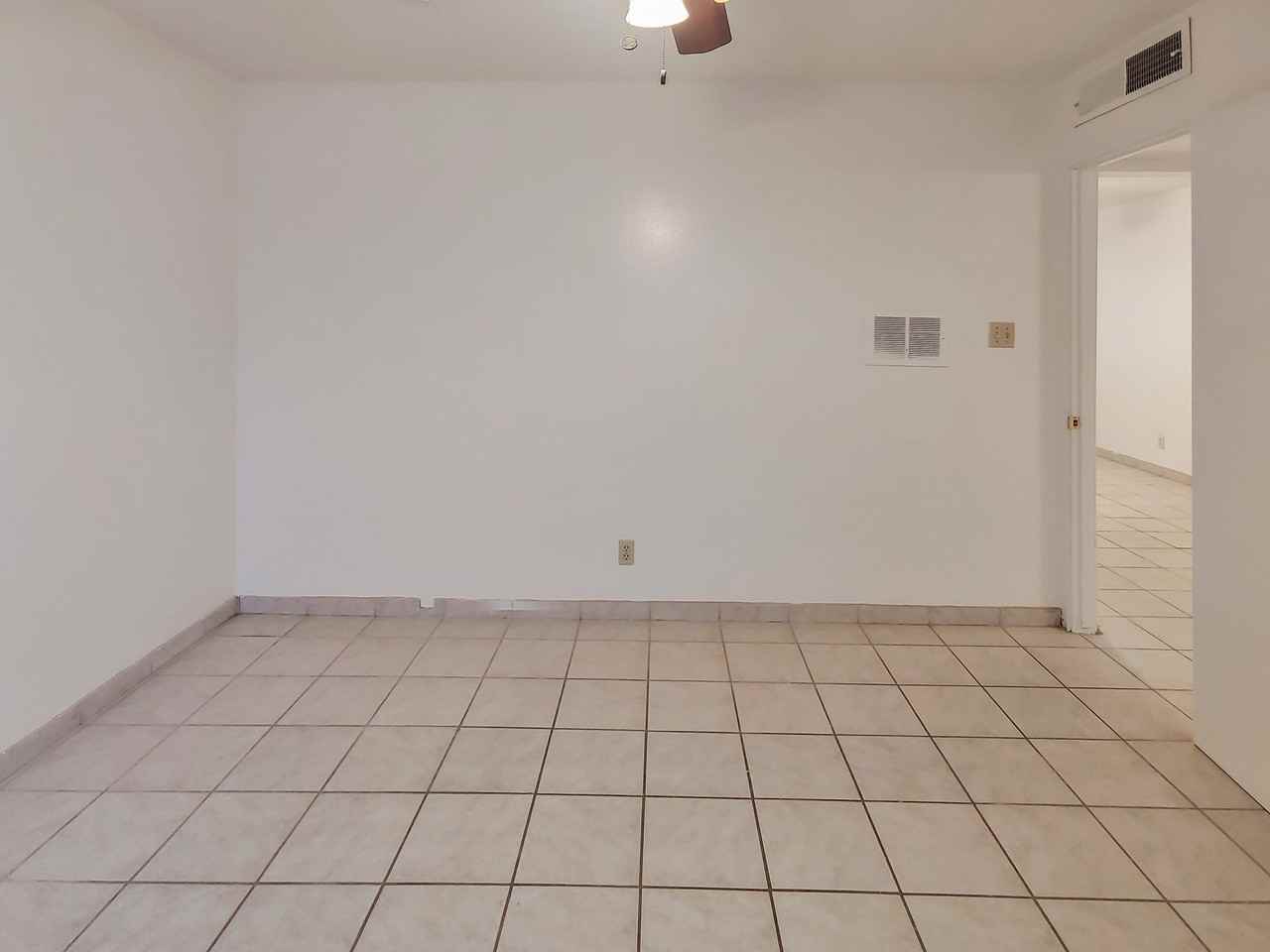 213 Panamint Ave #B - Photo 7 of 14