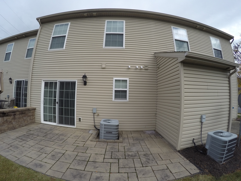 2123 Quail Hollow Dr - Photo 2 of 48