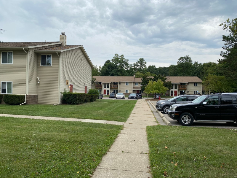 580 N Main St - Photo 2 of 11