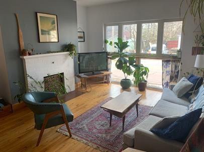 16 Princess St