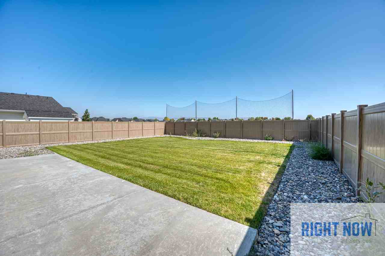 6132 S Astoria Ave #1 - Photo 6 of 38