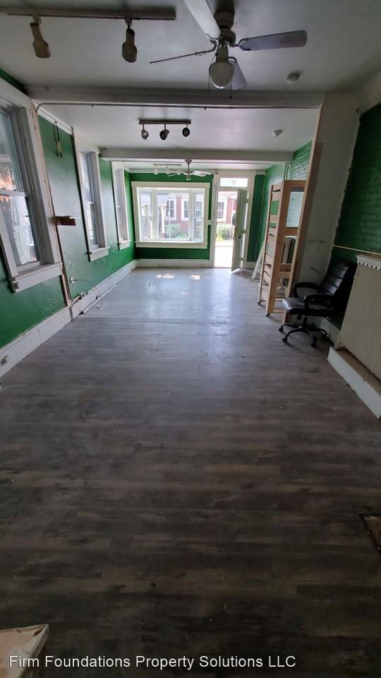 31-37 S Main St - Photo 3 of 4