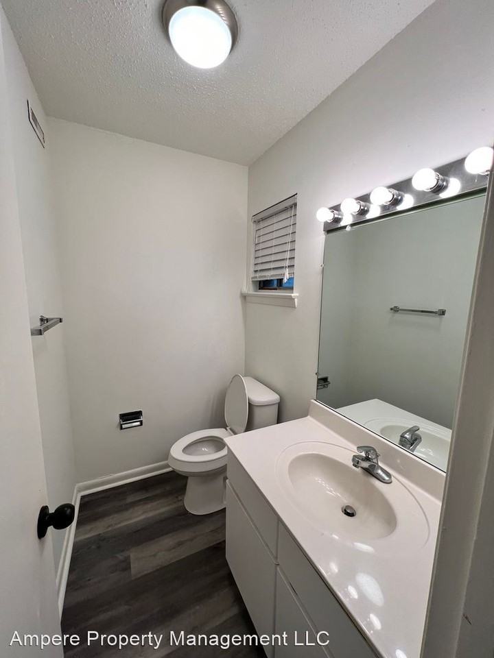 3410-3412 Betty Ln - Photo 3 of 10