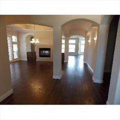 722 Belfort Dr - Photo 3 of 20