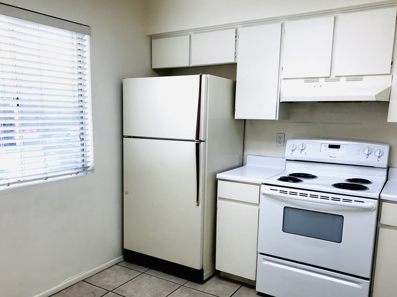 1347 E Fort Lowell Rd #A - Photo 6 of 26