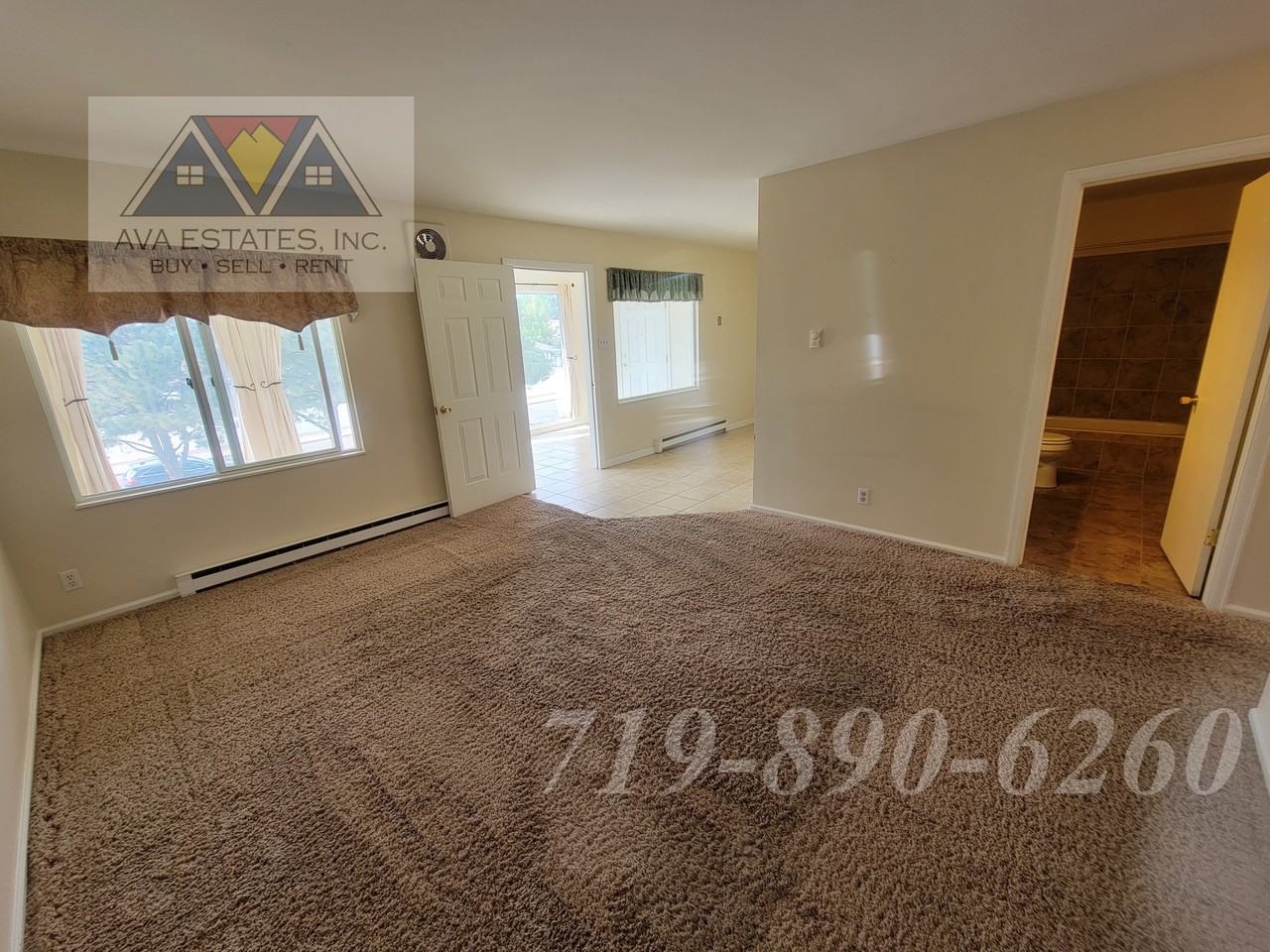 62 Glen Royal Dr - Photo 3 of 9