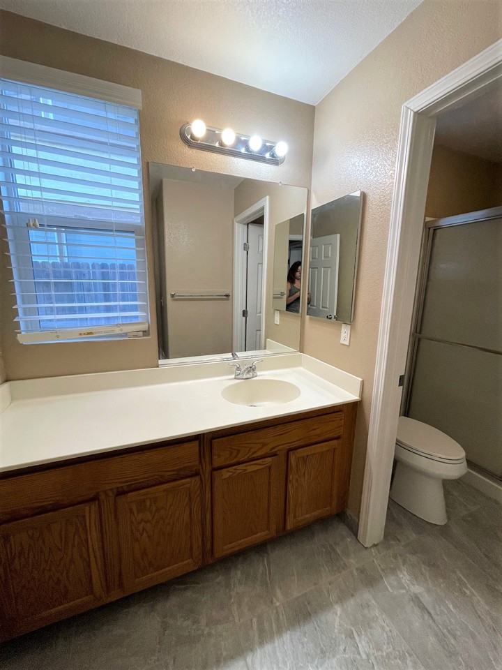 3712 Massimo Circle - Photo 6 of 14