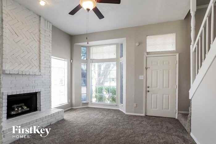 1502 Stevenage Ln - Photo 3 of 15