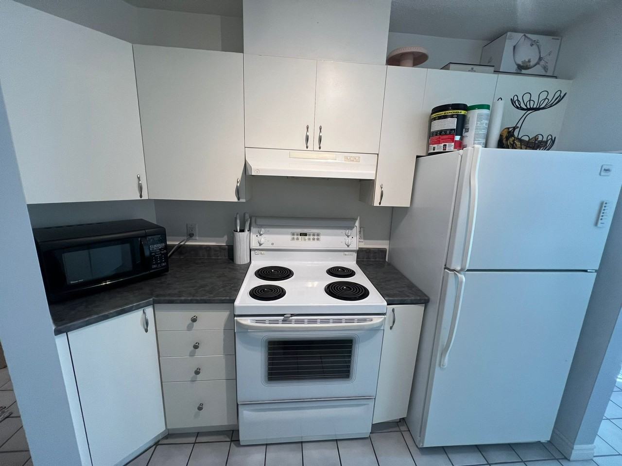 240 Boul Maisonneuve - Photo 7 of 19