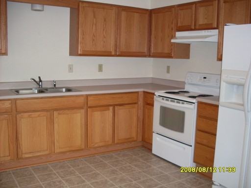 12916 Doris Ct - Photo 3 of 8