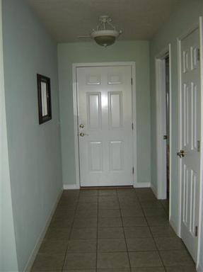 1396 S 20th Ave - Photo 2 of 8