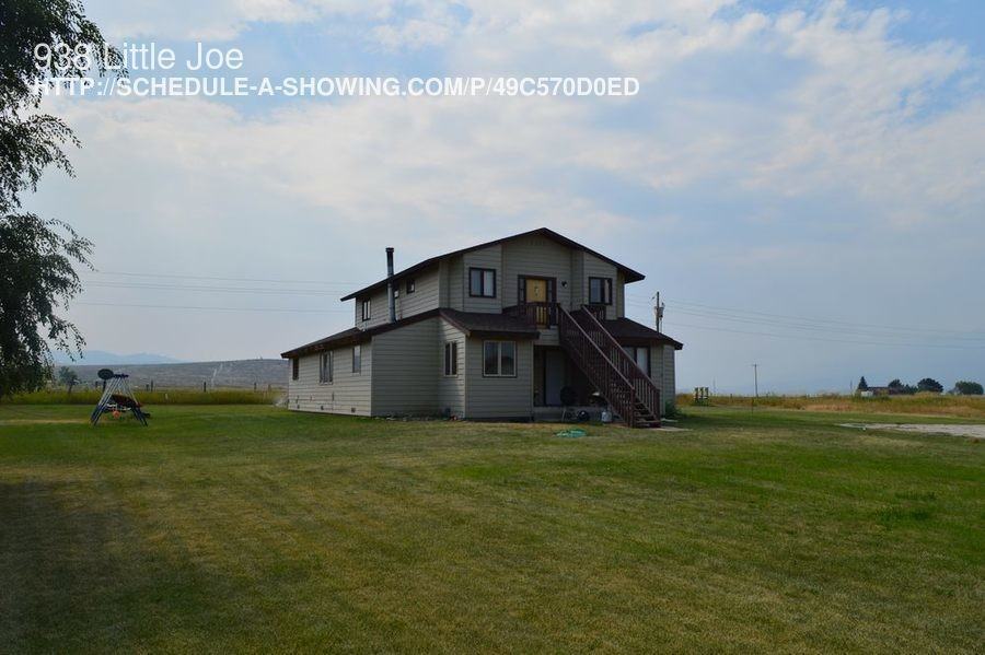 938 Little Joe Ln - Photo 2 of 21