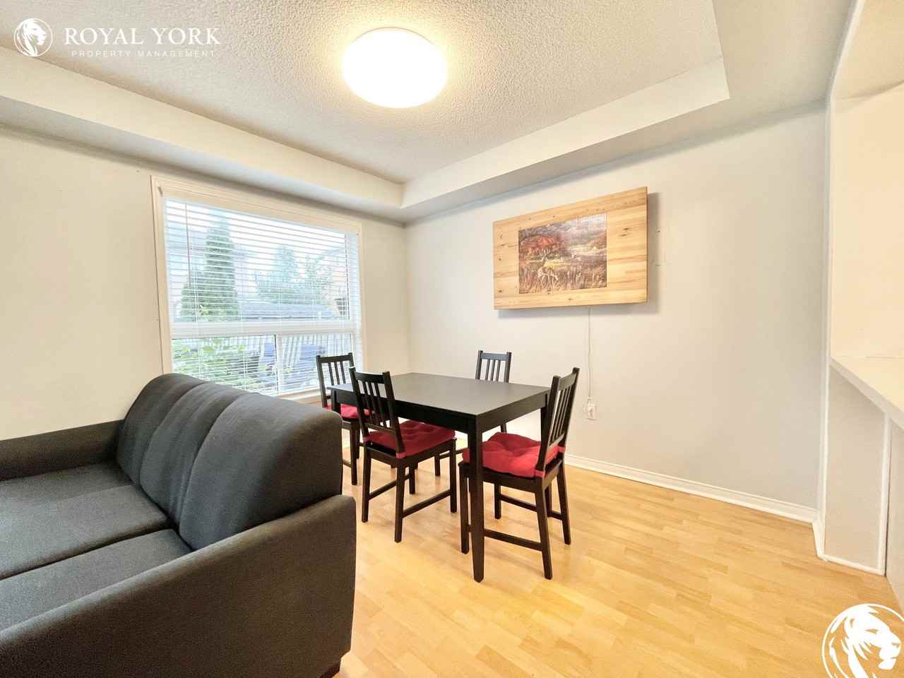 9 Lucena Cres - Photo 3 of 47