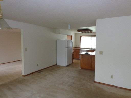 6628 SW 35th Dr - Photo 2 of 17
