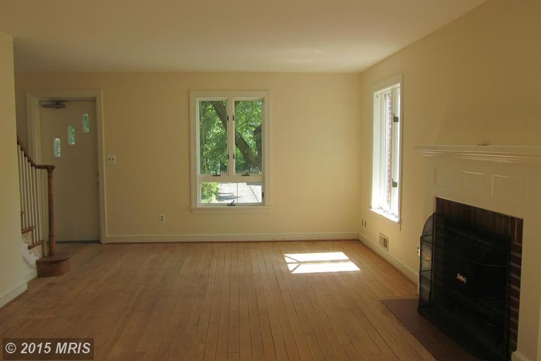 6051 21st St N - Photo 3 of 15