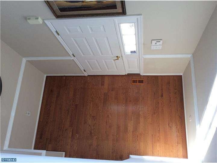 319 Hidden Dr - Photo 3 of 24