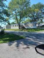 featured image of 252 Golden Crest Dr