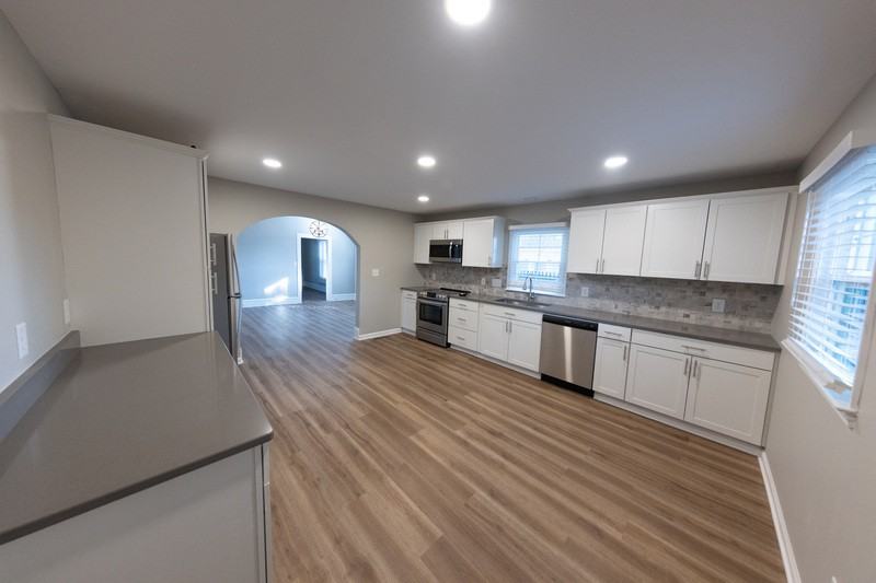 216 Sharpe Ave - Photo 2 of 24