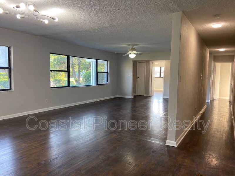 1612 E 33rd Ave - Photo 7 of 15