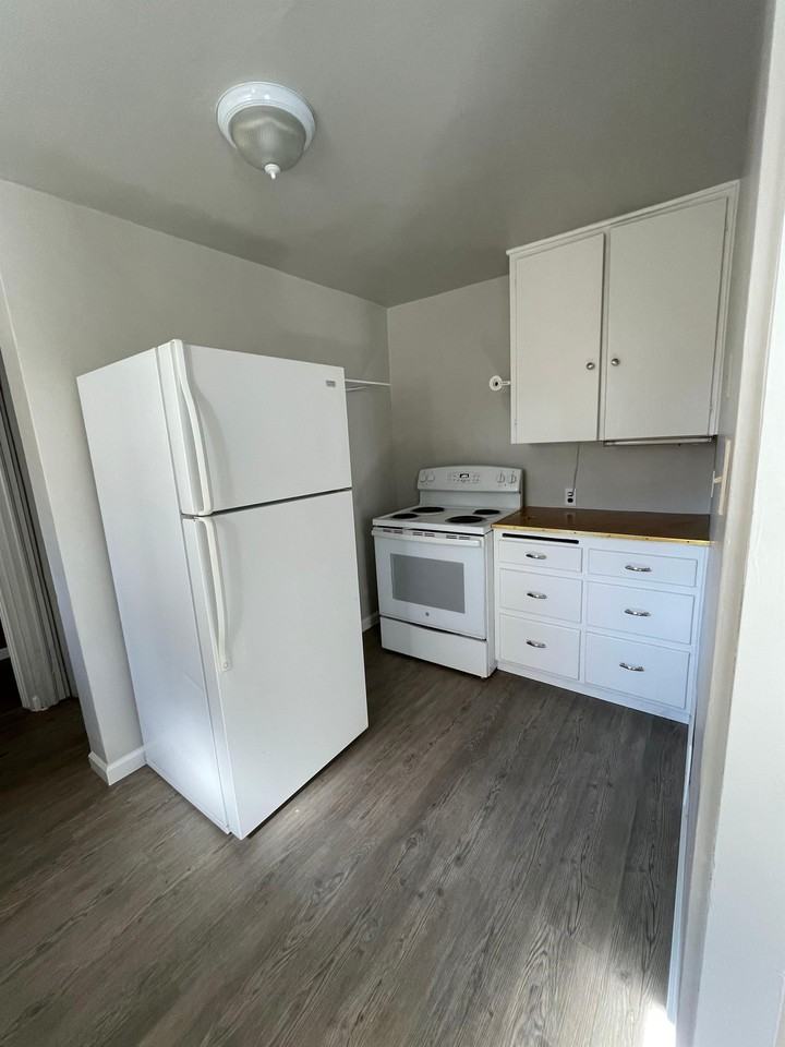 1312 S Juanita St #1 - Photo 4 of 19