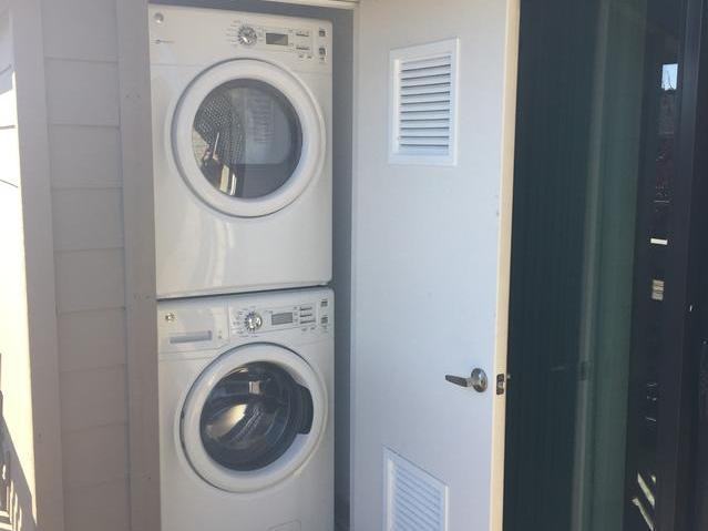 900 E Hillsdale Blvd - Photo 4 of 34