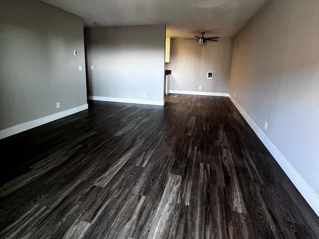 900 E Hillsdale Blvd - Photo 6 of 34