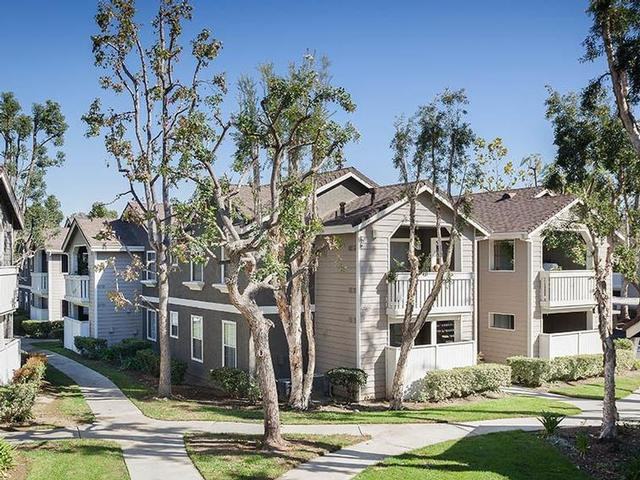 15773 High Knoll Dr - Photo 3 of 25