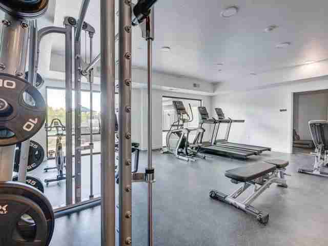 1814 Layton Hills Pkwy - Photo 7 of 22