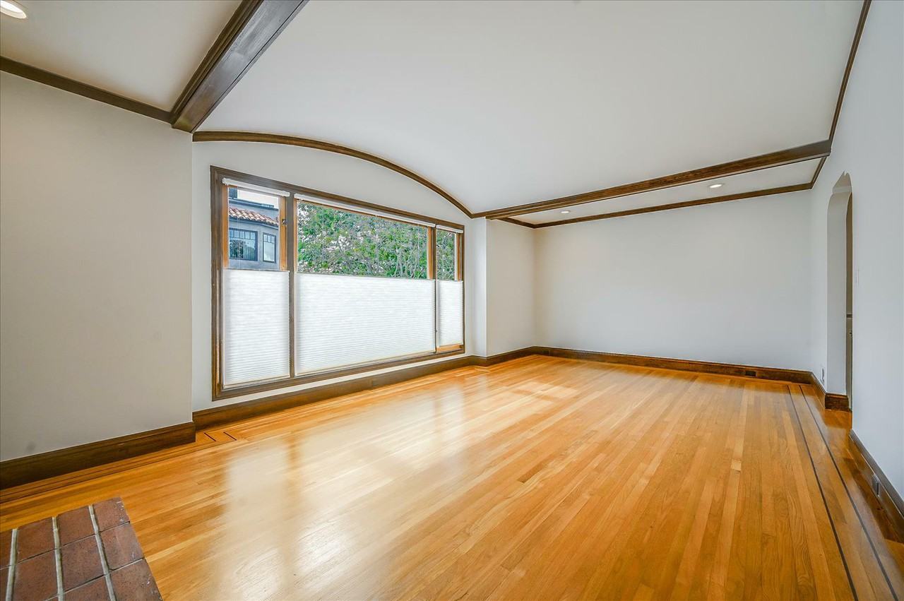58 Rico Way - Photo 3 of 23