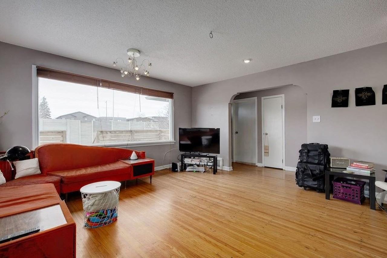 Hello Character Home! Check out this PET FRIENDLY Main Floor Today! - Photo 3 of 13