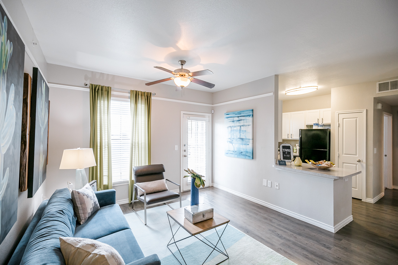 The Benton Apartments - Photo 3 of 50