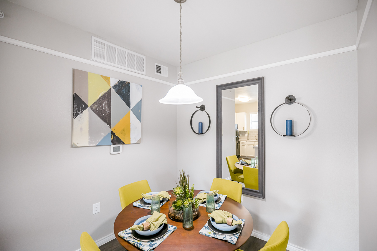 The Benton Apartments - Photo 5 of 50