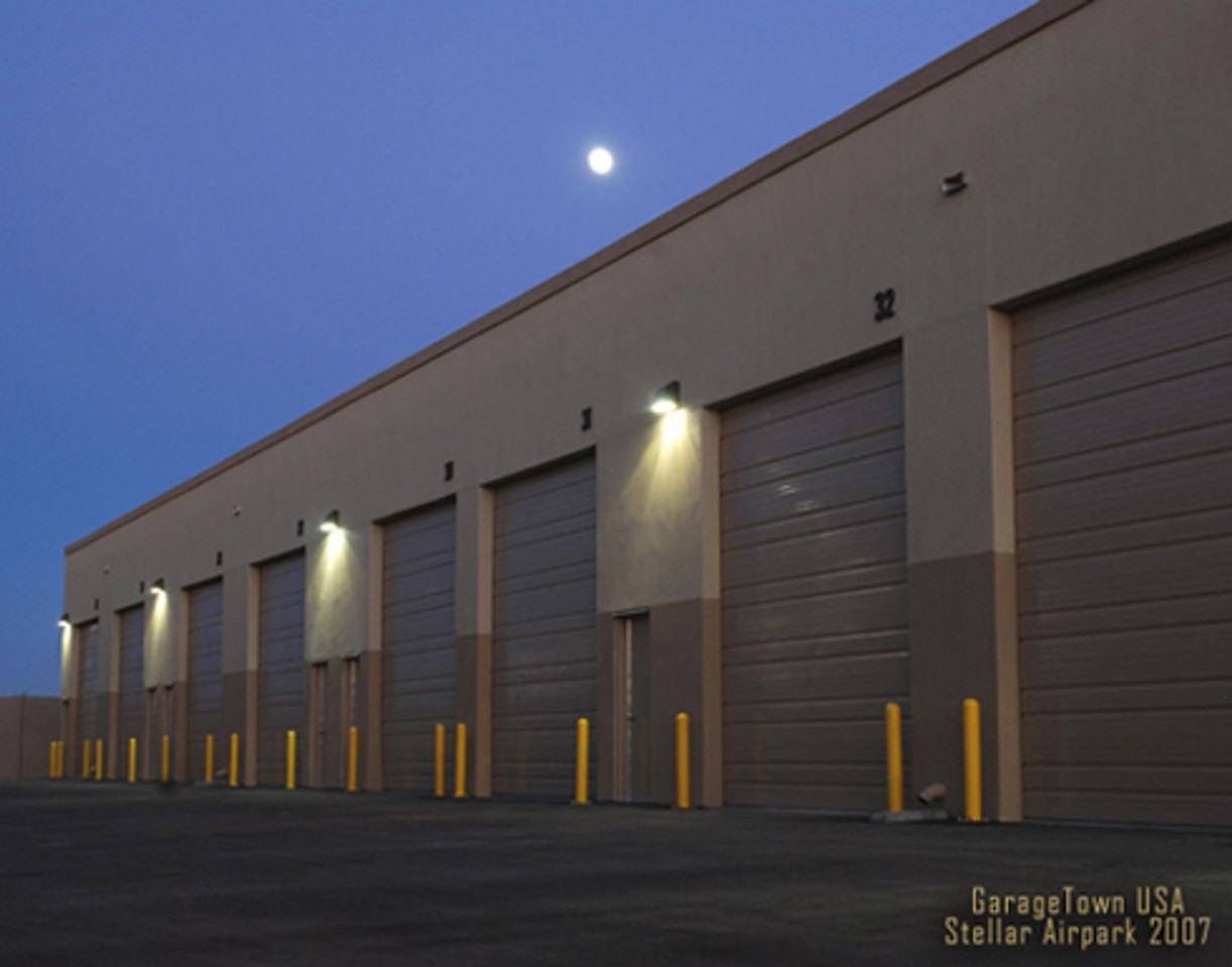 Garage Town Storage Unit Apartments 3525 3525 N Huetter Rd Garage Town, Coeur D Alene, ID