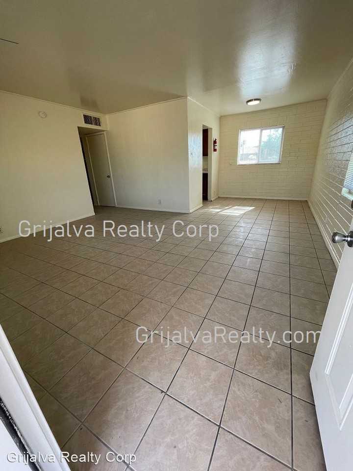 2814 S Coconino Vista - Photo 2 of 11