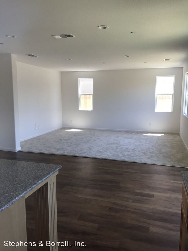 336 Red Lion Way - Photo 3 of 5